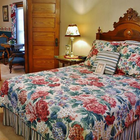 Arbor Hill Inn La Porte Dış mekan fotoğraf