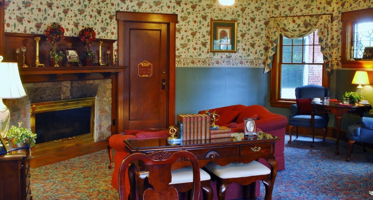 Arbor Hill Inn La Porte Dış mekan fotoğraf