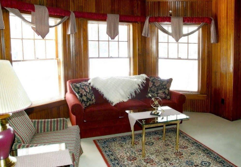 Arbor Hill Inn La Porte Dış mekan fotoğraf