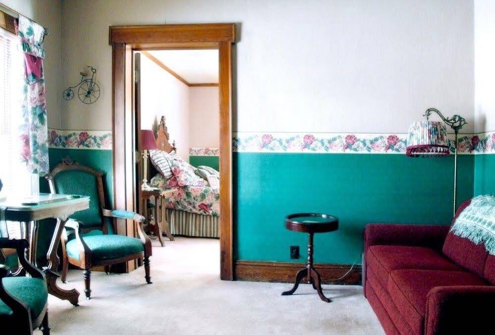 Arbor Hill Inn La Porte Dış mekan fotoğraf
